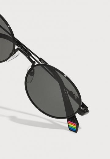 Солнечные очки