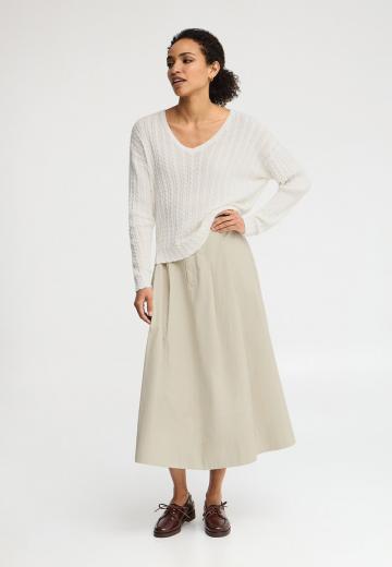 Пуловер с вырезом V