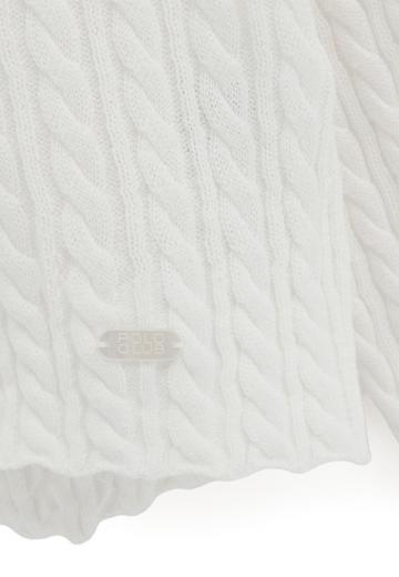 Пуловер с вырезом V