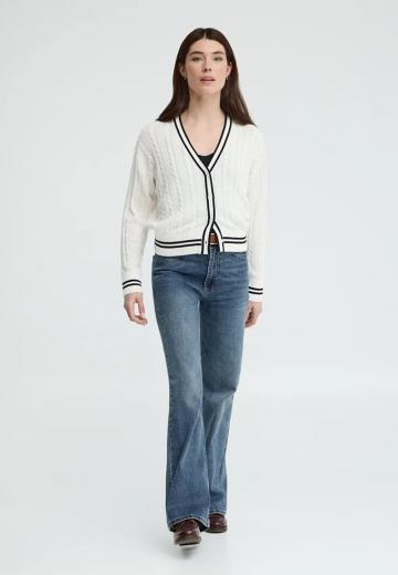 Вязаная кофта