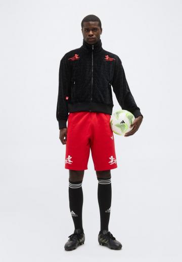 Спортивная куртка