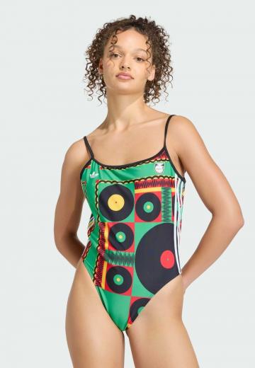 Слитный купальник