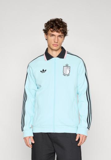 Спортивная кофта