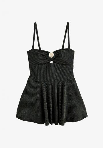 Слитный купальник