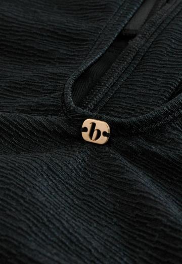 Слитный купальник