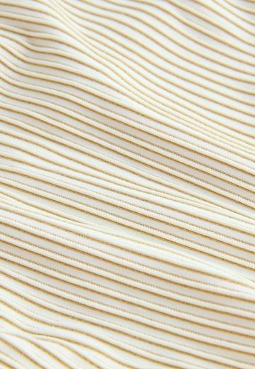 Слитный купальник