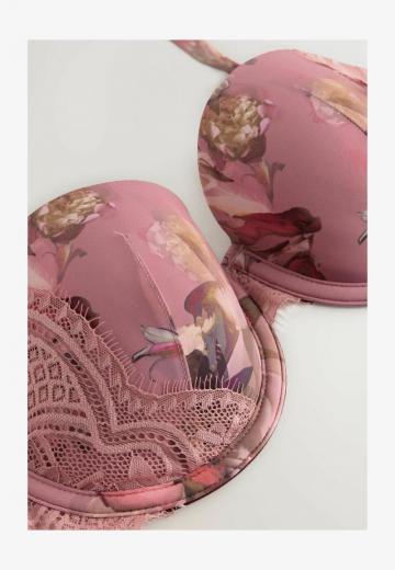 Бюстгальтер