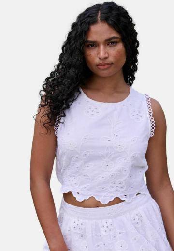 Блузка без рукавов