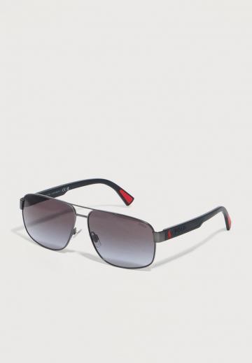 Солнечные очки