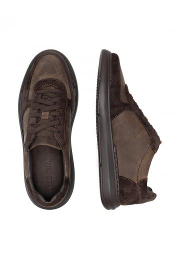 Ботинки на шнуровке