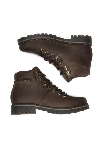 Ботинки на шнуровке