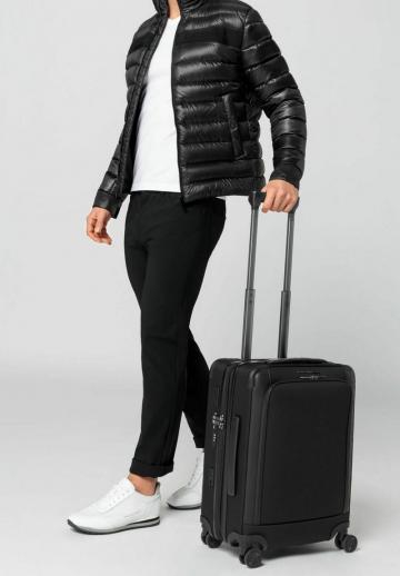 Чемодан на колесах