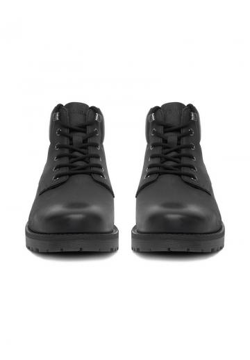 Ботинки на шнуровке