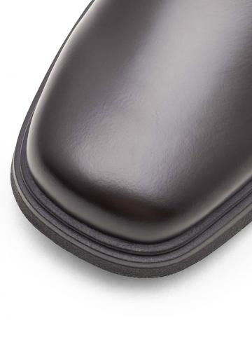 Ботинки на шнуровке