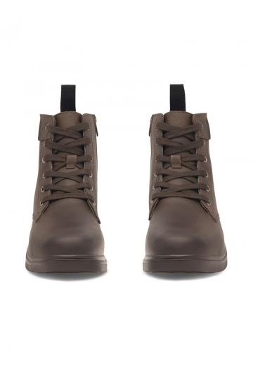 Ботинки на шнуровке