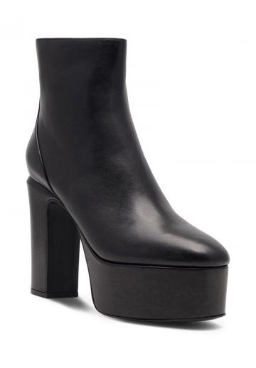 Полусапожки на высоком каблуке