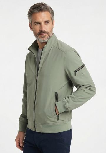 Куртка бомбер