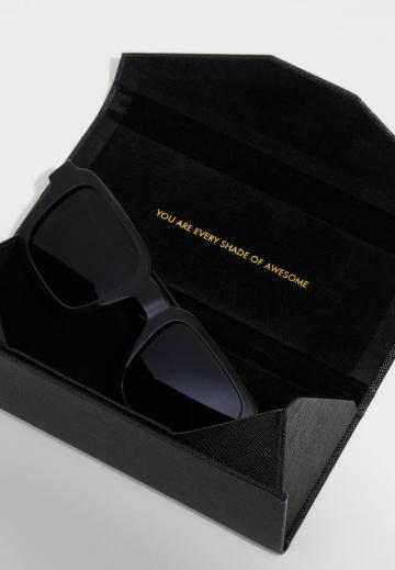 Солнечные очки