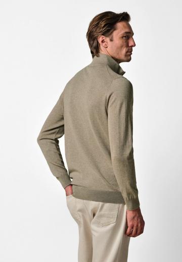 Вязаная кофта