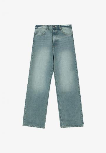 Прямые джинсы