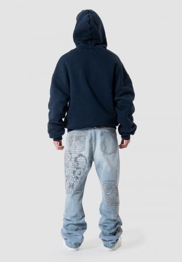 Клешеные джинсы