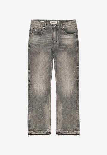 Клешеные джинсы