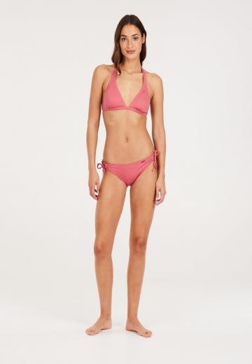 Треугольное бикини