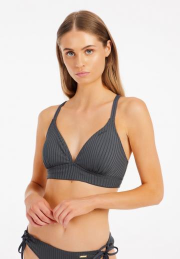 Треугольное бикини