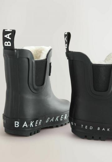 Резиновые сапоги