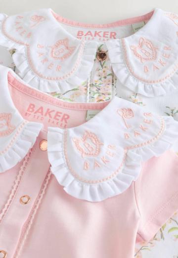 Набор одежды