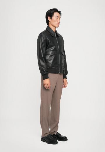Кожаная куртка