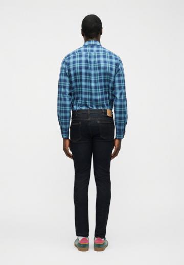 Узкие джинсы