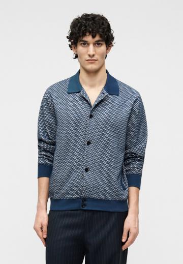 Вязаная кофта