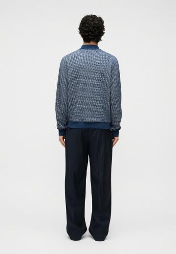 Вязаная кофта