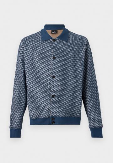 Вязаная кофта