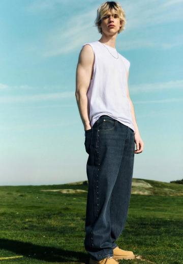 Свободные джинсы