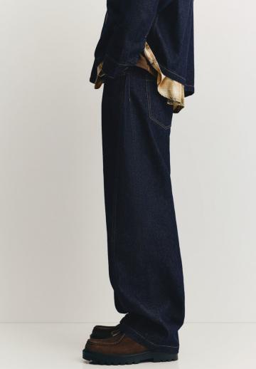 Свободные джинсы