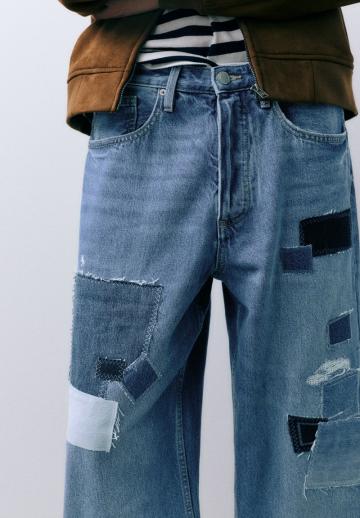 Прямые джинсы