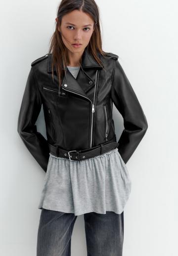 Короткий блейзер