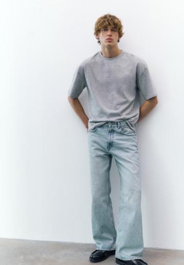 Прямые джинсы