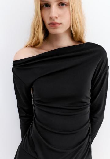 Короткое платье