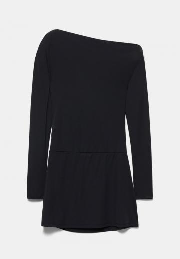 Короткое платье