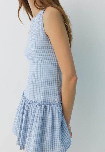 Короткое платье