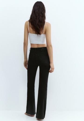 Клешеные джинсы