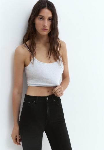 Клешеные джинсы