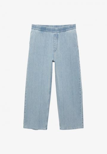 Прямые джинсы