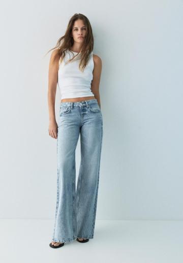 Прямые джинсы