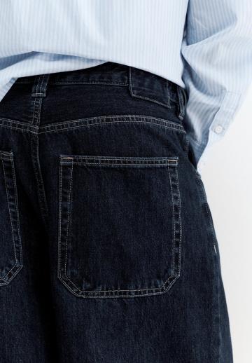 Прямые джинсы