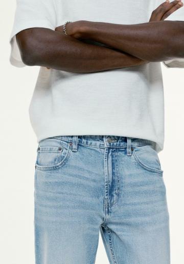 Узкие джинсы