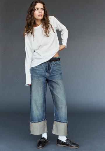 Прямые джинсы